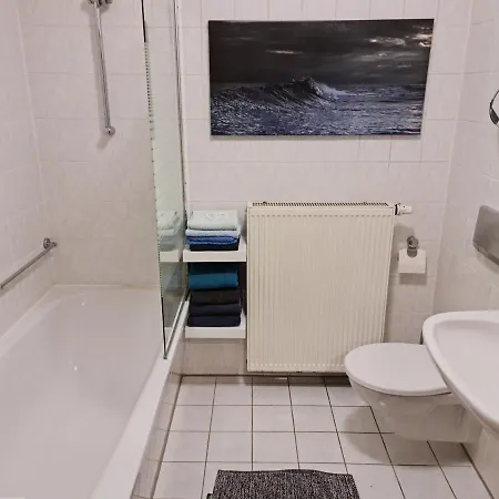 Appartement Karino Helles Ueber Den Havel-gaerten Auf Der Dominsel *