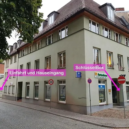 Karino Helles Ueber Den Havel-gaerten Auf Der Dominsel Апартаменты *