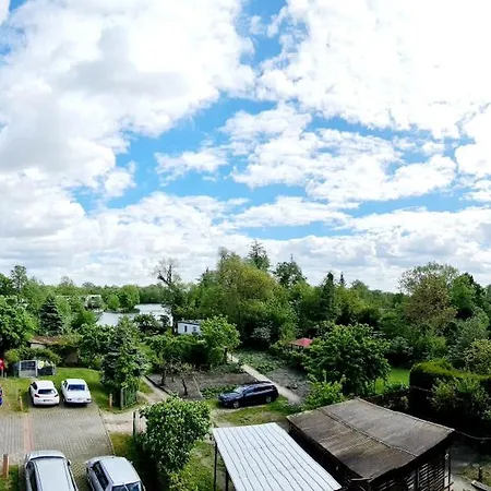 Karino Helles Ueber Den Havel-gaerten Auf Der Dominsel Апартаменты Бранденбург